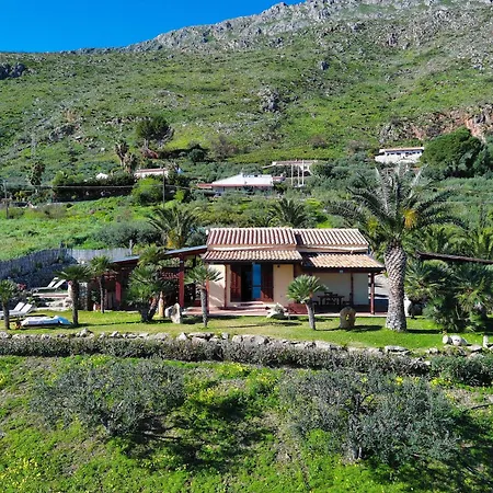 Zingaro Luxury Retreat 卡斯泰拉马莱